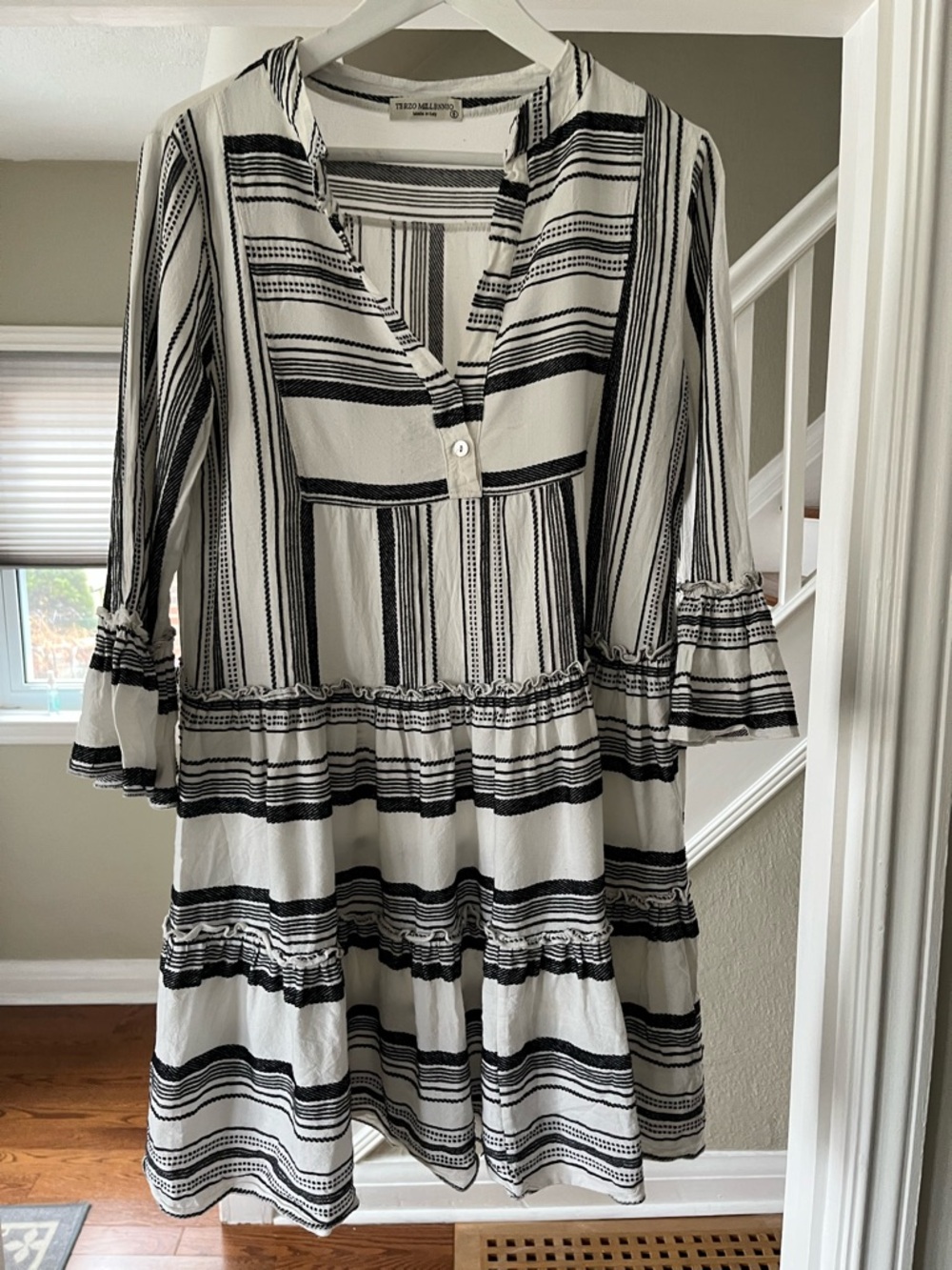 Linen Tiered
Peasant Dress Made in Italy 3/4 bell sleeve